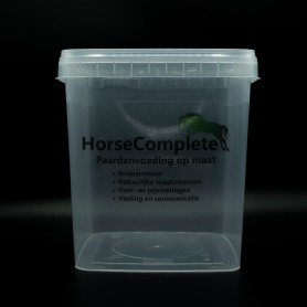 Lege bewaaremmer voor de kruidenmix